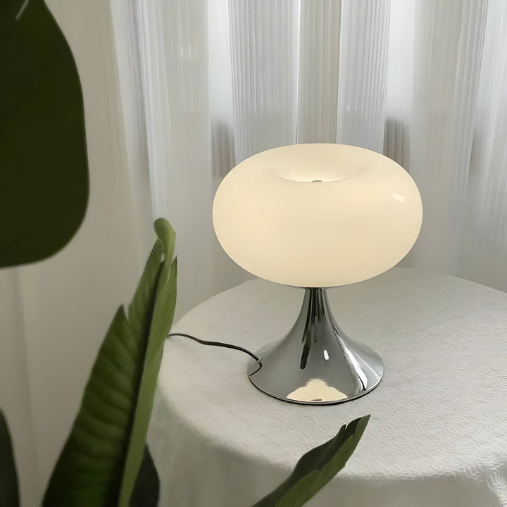 SereneCrystal Lampe - Elegant Retro Bordlampe | Skanto