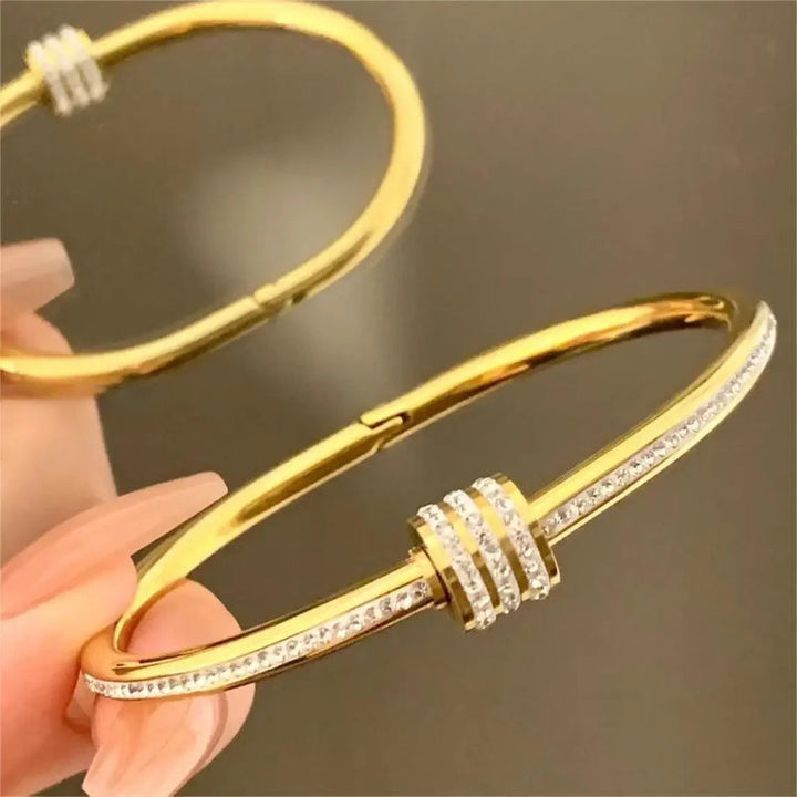 Skanto | Stål fashion bangle armbånd for kvinner