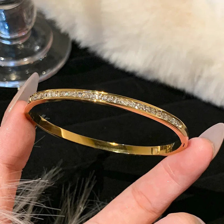 Skanto | Stål fashion bangle armbånd for kvinner