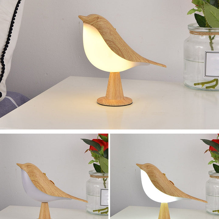 Skanto | Moderne Tre LED Bordlampe Fugl Design