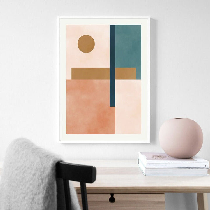 Moderne abstrakt kunstmaleri i beige, rosa og blått med geometrisk form