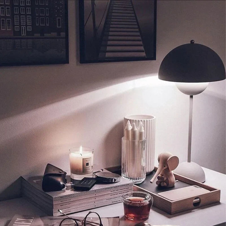 Trådlampe Moderne Bordlampe - Justerbar Lysstyrke og Vanntett Design | Skanto