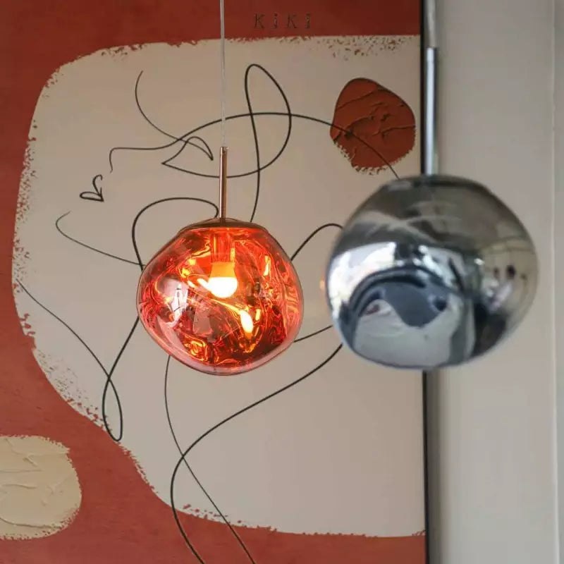 Skanto | Kunstnerisk Hengelampe av Smeltet Glass Moderne og Elegant Belysning for Innendørs