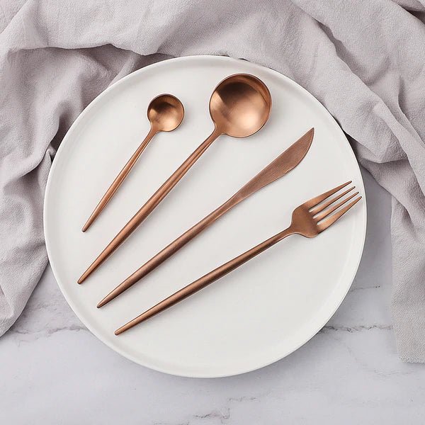 VédaTable 24-delt middagssett – Moderne rustfritt stål eleganse | Skanto
