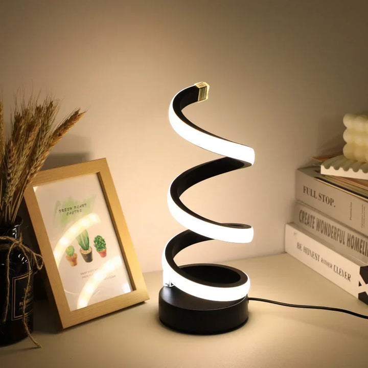 Skanto | Moderne S-formet Skrivebordslampe - FlexiGlow