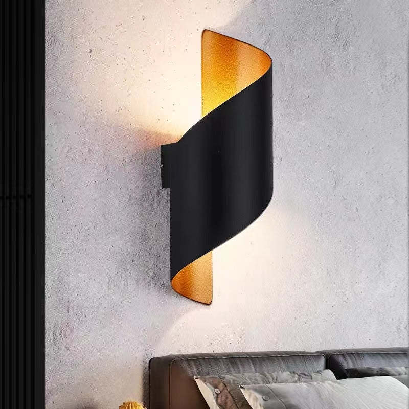 Skanto | Moderne Spiral LED Vegglampe – TwistLight