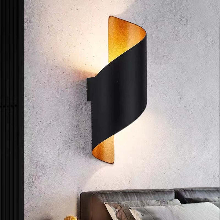 Skanto | Moderne Spiral LED Vegglampe – TwistLight