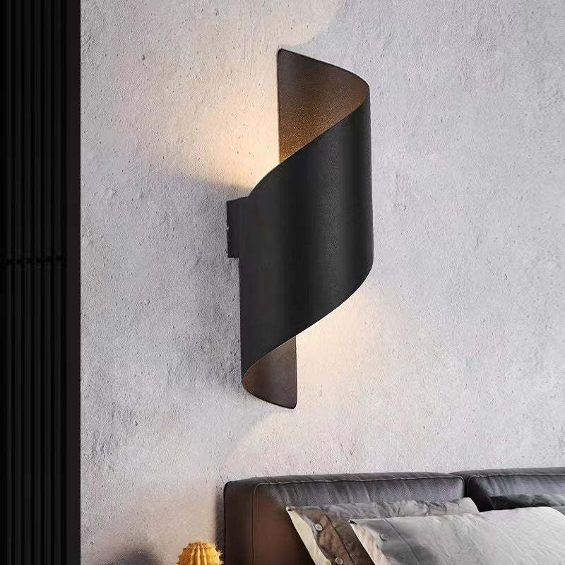 Skanto | Moderne Spiral LED Vegglampe – TwistLight