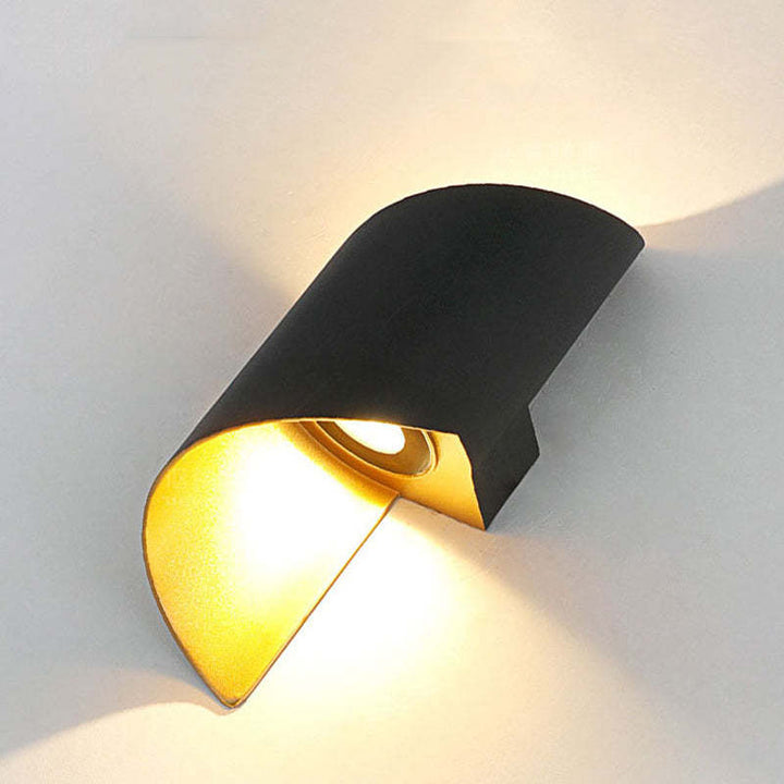 Skanto | Moderne Spiral LED Vegglampe – TwistLight