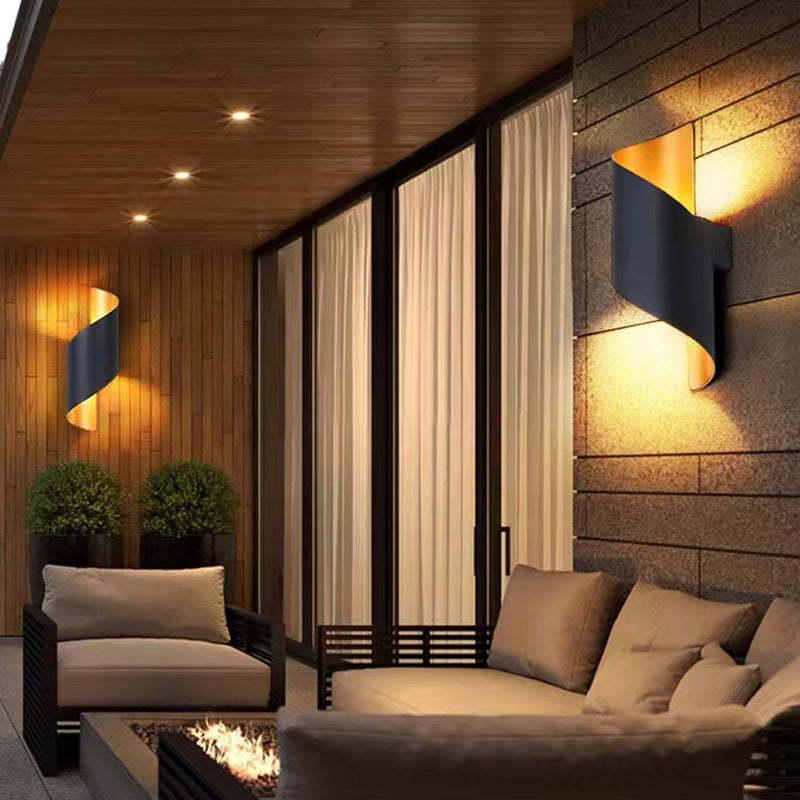 Skanto | Moderne Spiral LED Vegglampe – TwistLight