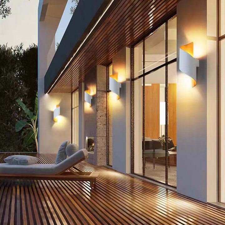 Skanto | Moderne Spiral LED Vegglampe – TwistLight