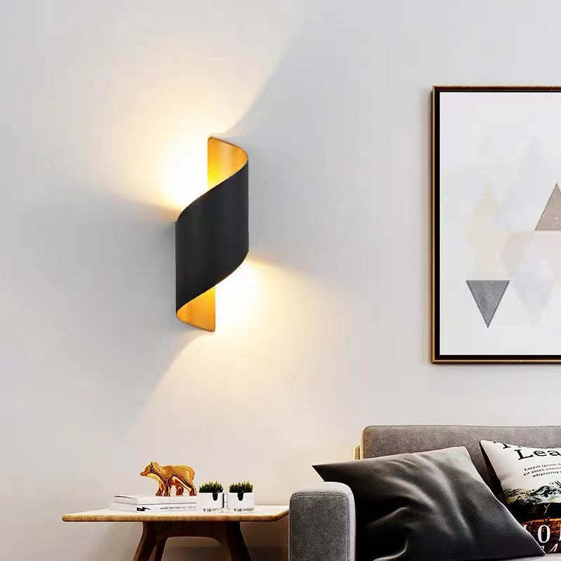 Skanto | Moderne Spiral LED Vegglampe - TwistLight