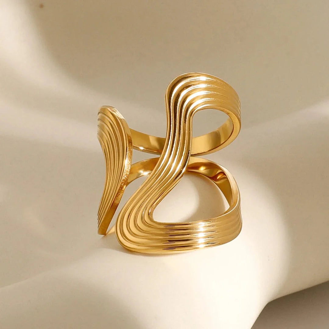 Skanto | Modern Spiral Teksturert Ring