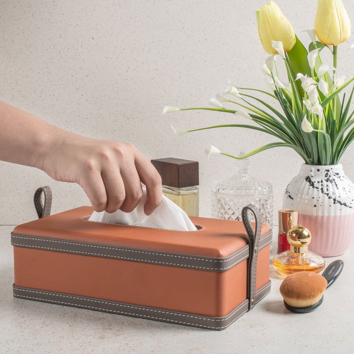 Norvo | Modèra Premium Leatherite Vevseske | Stilfull og slitesterk vevsorganisator for moderne rom