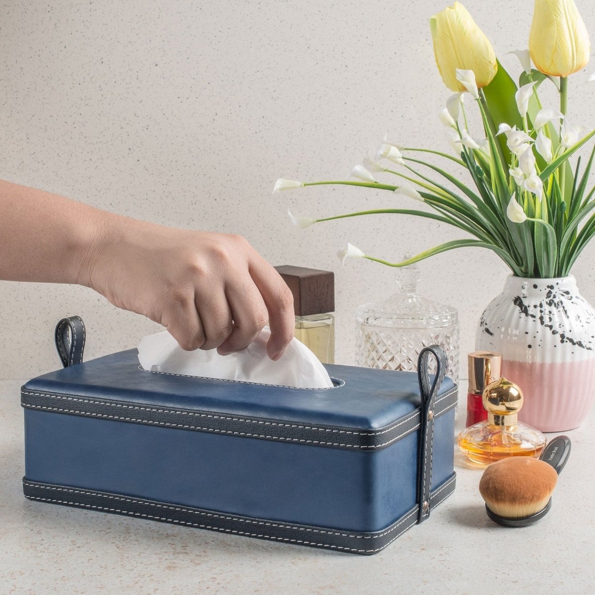 Norvo | Modèra Premium Leatherite Vevseske | Stilfull og slitesterk vevsorganisator for moderne rom