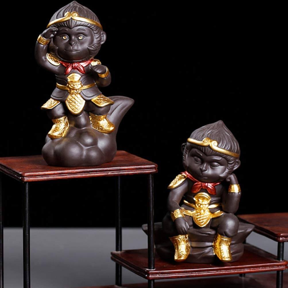 Skanto | Monkey King i Meditasjon Dekorativ Statue med Karakter