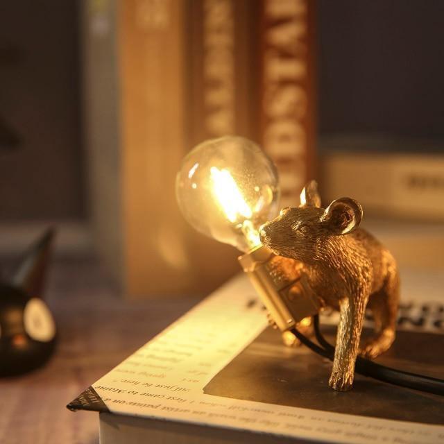 Skanto | Muse lampe - Unik og stilfull dekorasjon for hjemmet