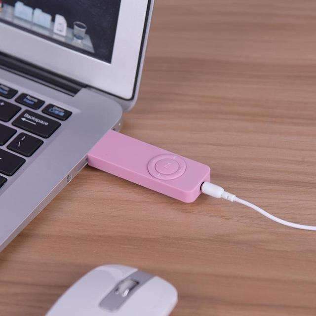 Skanto | MP3 Spiller U Disk Rekorder 8/16GB - Musikk med Tapfri HIFI Lyd