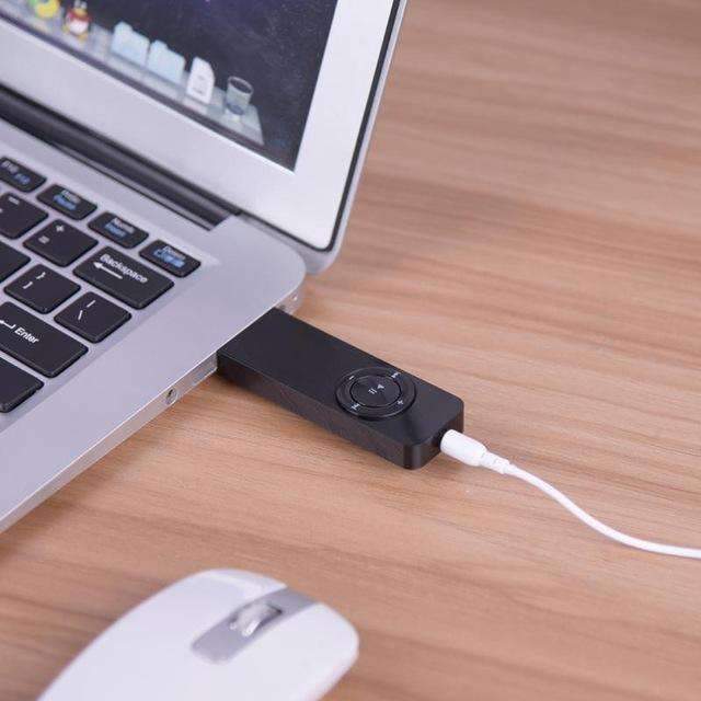 Skanto | MP3 Spiller U Disk Rekorder 8/16GB - Musikk med Tapfri HIFI Lyd