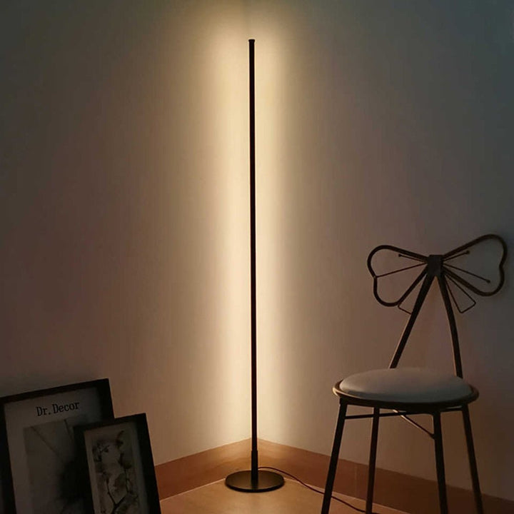 Multifarget LEDgolvlampe Skanto