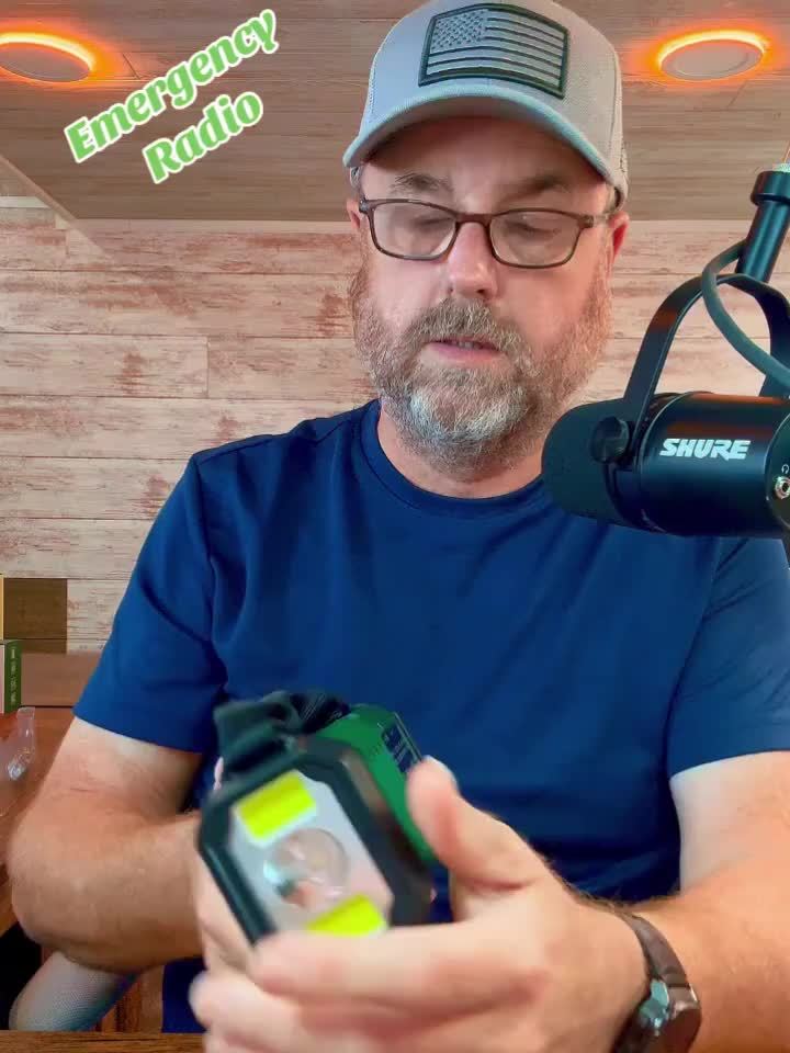 Skanto | Multifunctional Emergency Radio - SurvivorPower