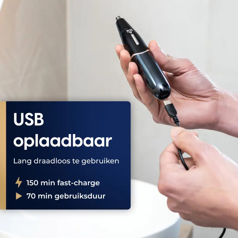Skanto | TrimPro Nese- og Øyenbrynstrimmer med LCD-skjerm og IPX6 Vanntett Design