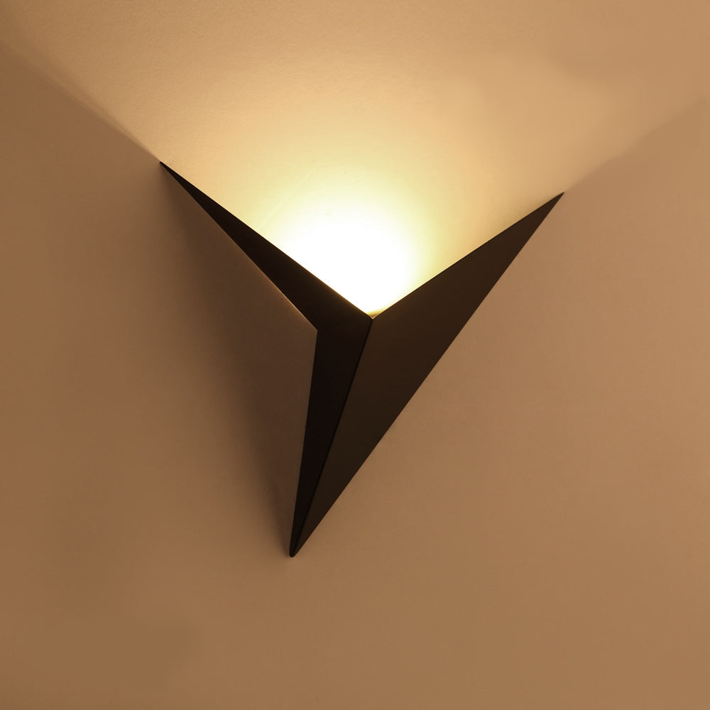 Skanto | Trigon Vegglampe