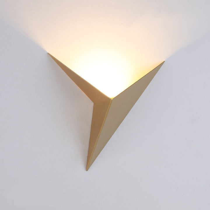 Skanto | Trigon Vegglampe
