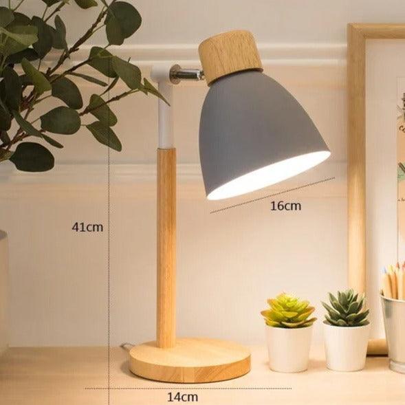 Skanto | Nordisk Bordlampe | Tre, Jern