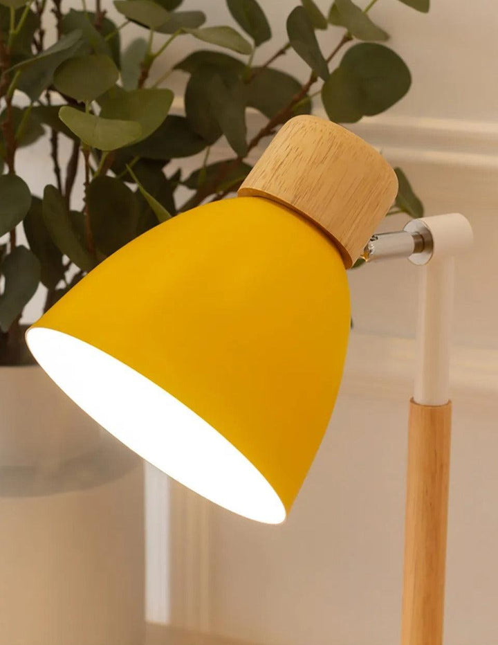 Skanto | Nordisk Bordlampe | Tre, Jern