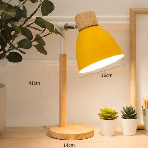Skanto | Nordisk Bordlampe | Tre, Jern