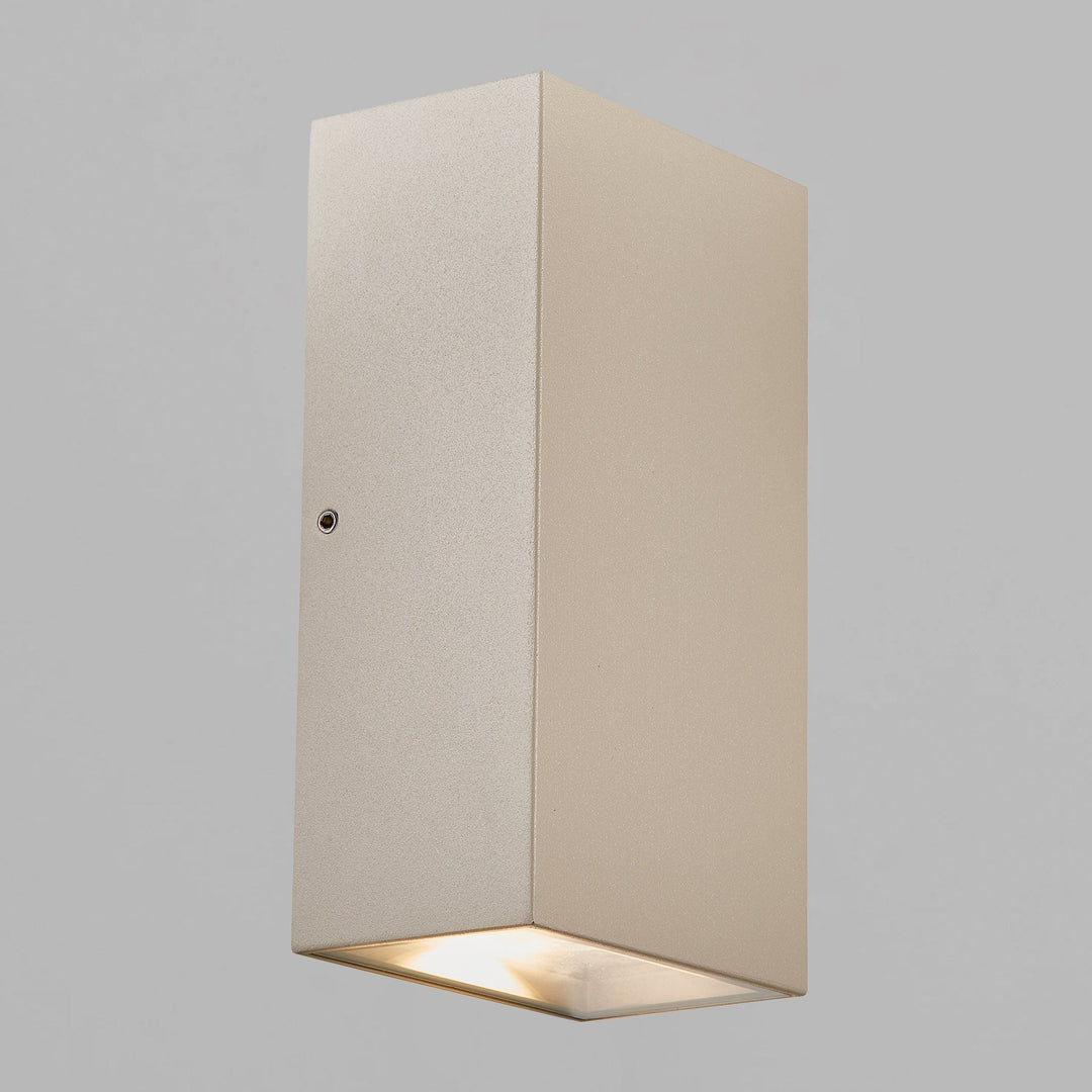 Cyrus LED-vegglampe Dimmae