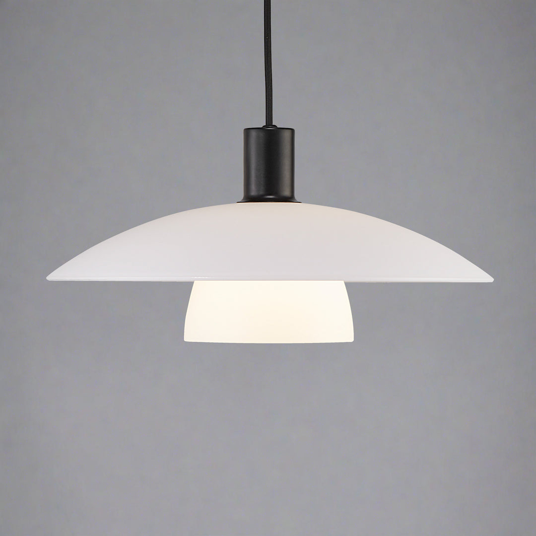 Ezri Pendellampe Klassisk Skandinavisk Design | Skanto