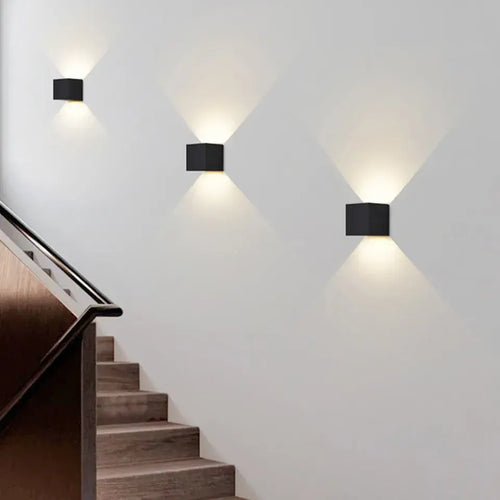 Skanto | Oppladbar vegglampe med sensor