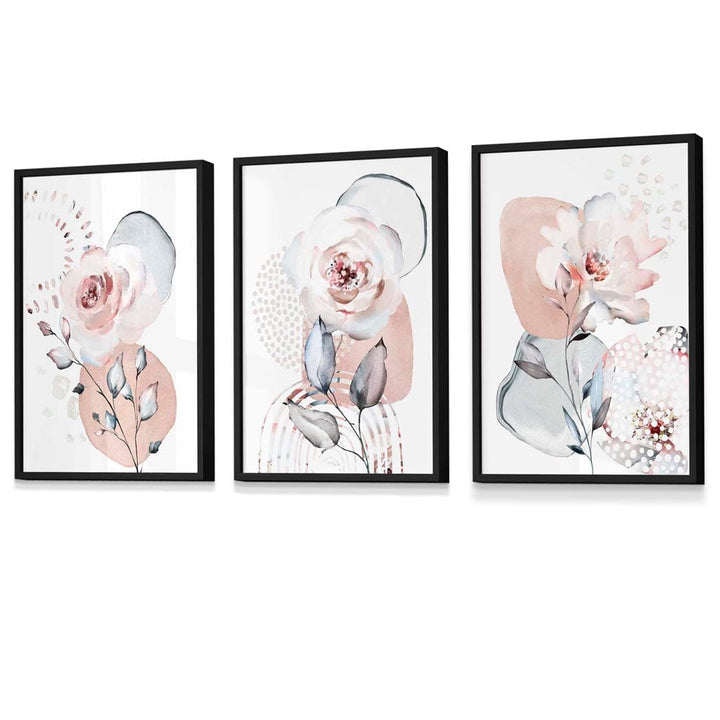 Abstrakt, rosa og grå blomsterveggkunst med rammer
