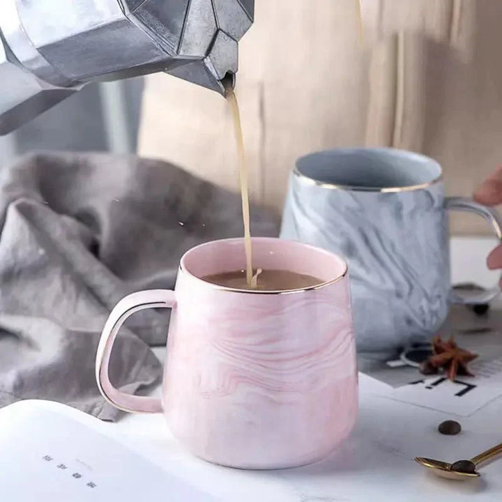 Skanto | Kaffeekopp i keramikk i pastellfarge med marmor mønster