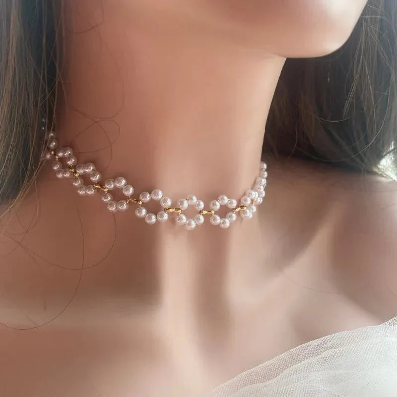 Skanto | Perle Floral Plantedaisy Choker Halskjede
