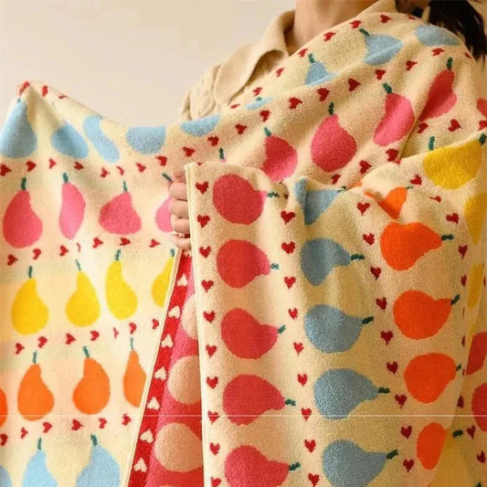 Norvo | Myk barnehandduk laget av bomull med pæremotiv