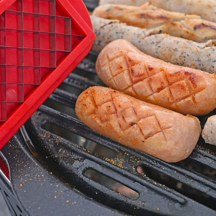 Hot-Dog-Schneider – Kreuzschlitze für gleichmäßiges Garen