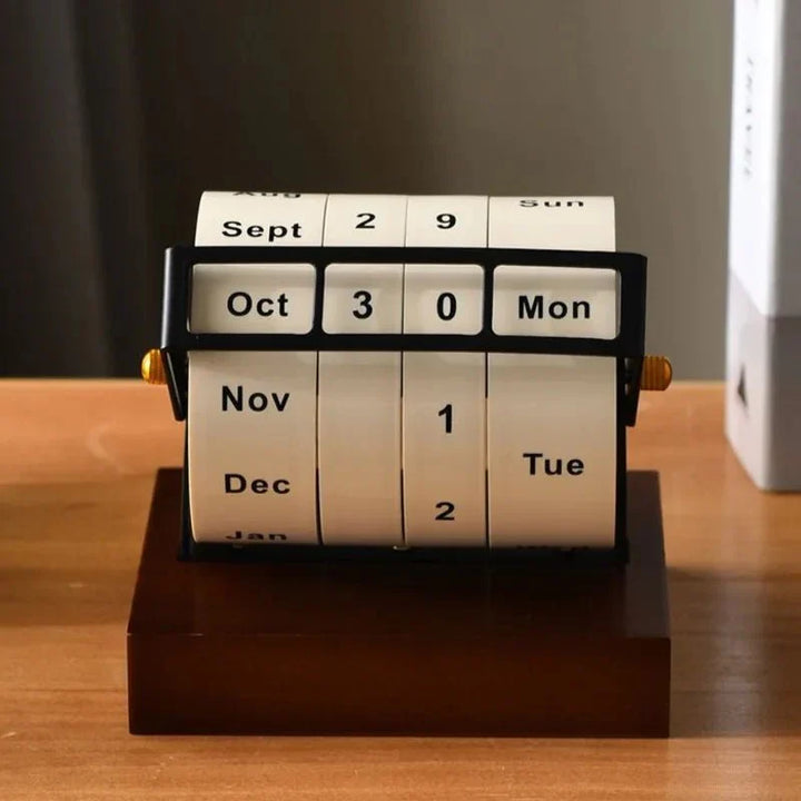 Skanto | Perpetual Bike Desk Calendar