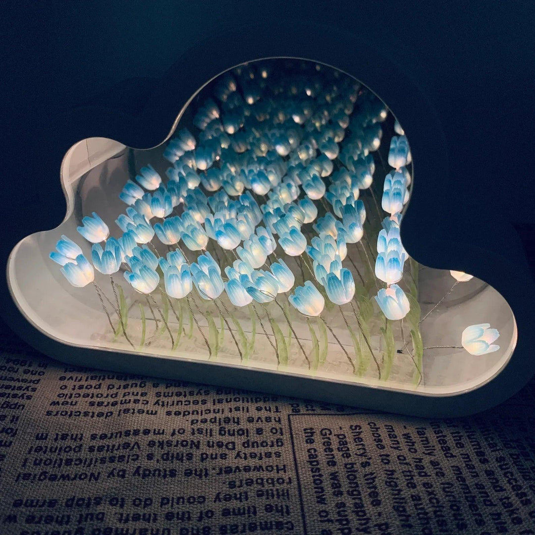 Tulip Cloud LED Speil – Magisk Lys & Dekorativ Design | Skanto
