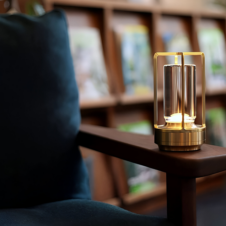 ElegantLight - Vanntett Bærbar Bordlampe med Dimmbar LED-Belysning for Innendørs og Utendørs | Skanto