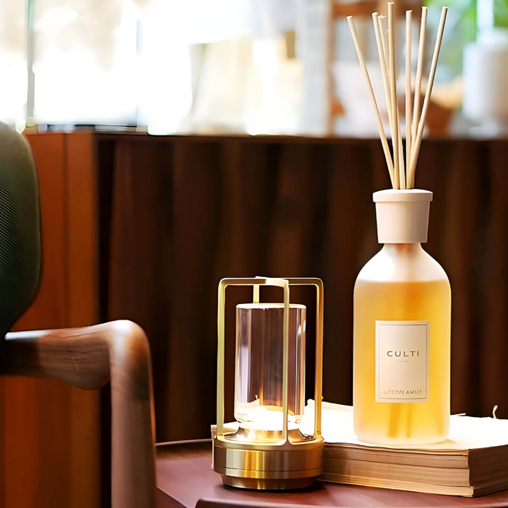 Norvo - Vanntett og bærbar bordlampe, belyst med stil