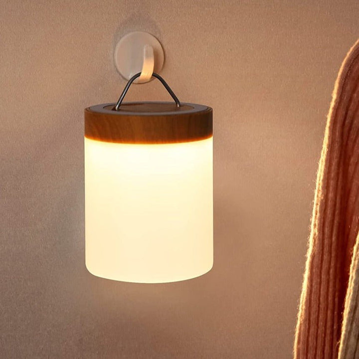 Skanto | LED Bordlampe med Trebase og Berøringskontroll