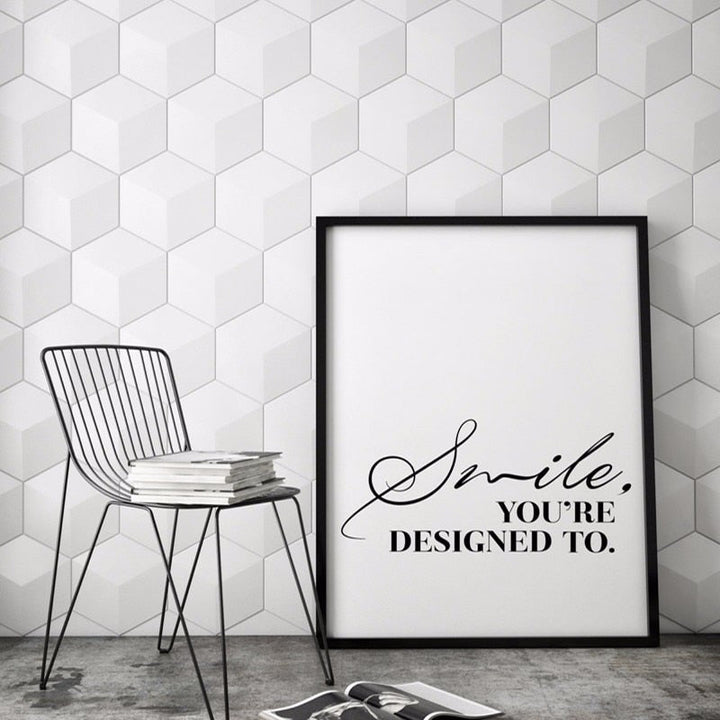 Smil – Du er skapt for det – Inspirerende sitat i svart-hvitt
