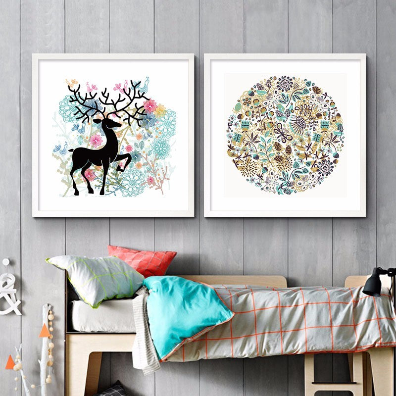 Nordiske hjort, fugler, blomster – Natur – lerretbilde
