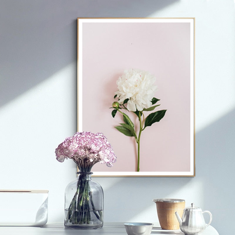 Moderne veggkunst med rosa blomster, grønne blader og bokstaver - lerretsbilde