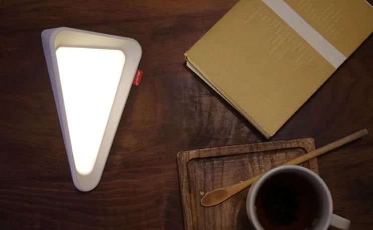 Pyramid - LED Flip Lampe | Skanto