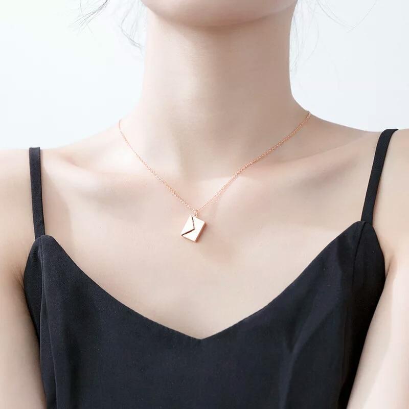 Love Letter Pendant Necklace | Skanto