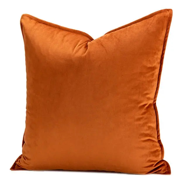 Skanto | VelvetLuxe – Elegant fløyelsputetrekk med raffinerte detaljer